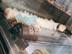 -Dough&Joe团憩(瑞虹天地月亮湾店)