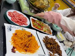 -撒拉人家.酸菜牦牛肉火锅