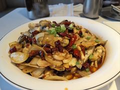 -赶海部落海鲜城(海阳路店)