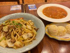 -玛格萝妮比萨屋(四平店)