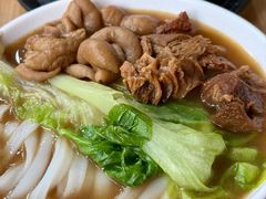 牛腩猪肠河粉-珍珍小食店(西华路店)