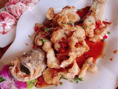 -暹罗酒肆泰餐厅酒吧