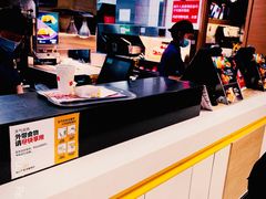 -麦当劳(轻轨曹杨路店)