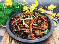 -湖北三五醇酒店·35年新楚菜