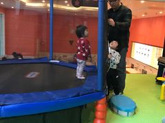 -蓝旗游泳·青训·亲子水域中心(方庄中心)