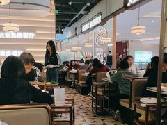 -洪氏嗨捞·广东猪肚鸡·椰子鸡火锅(西咸万象城店)