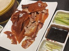 -艳阳天民俗村(公园路店)