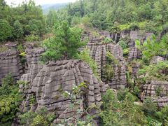 -梭布垭石林景区