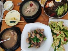 -长寿参鸡汤(朝韩风情街店)