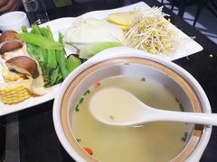 竹荪萝卜鸡汤-陈三娃泡姜鸡(太白北路店)