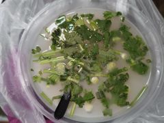 老鸭血汤-胡记锅贴·沪上游子老鸭粉丝汤(太原路店)