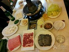 -八先生涮肉房(三里河店)