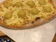 芝士榴莲披萨-LYFATTI 莱芙缇(赣水路店)