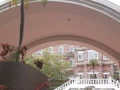 -香港大学