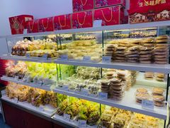 面包甜点陈列柜-生活林(河北路店)