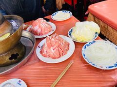 -鑫龙火锅城(环山路店)