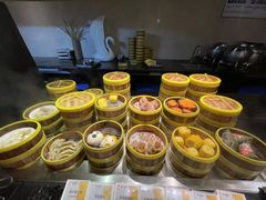 -朗丽兹自助餐厅