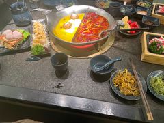 -湊湊火锅·茶憩(打浦桥日月光店)