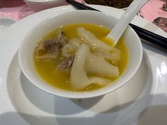 金牌花胶鸡汤-小洋房•海鲜火锅酒楼(华林路店)