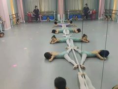 -雅米拉艺术中心(少儿舞蹈培训)