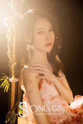 -onlygirl摄影美学馆高端定制(江滩店)