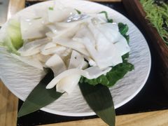 -鹿鸣山草本茶香火锅(园西路店)