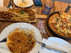 -必胜客(威高广场店)