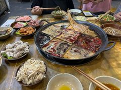 -正南齊北重庆老火锅(光华村直营店)