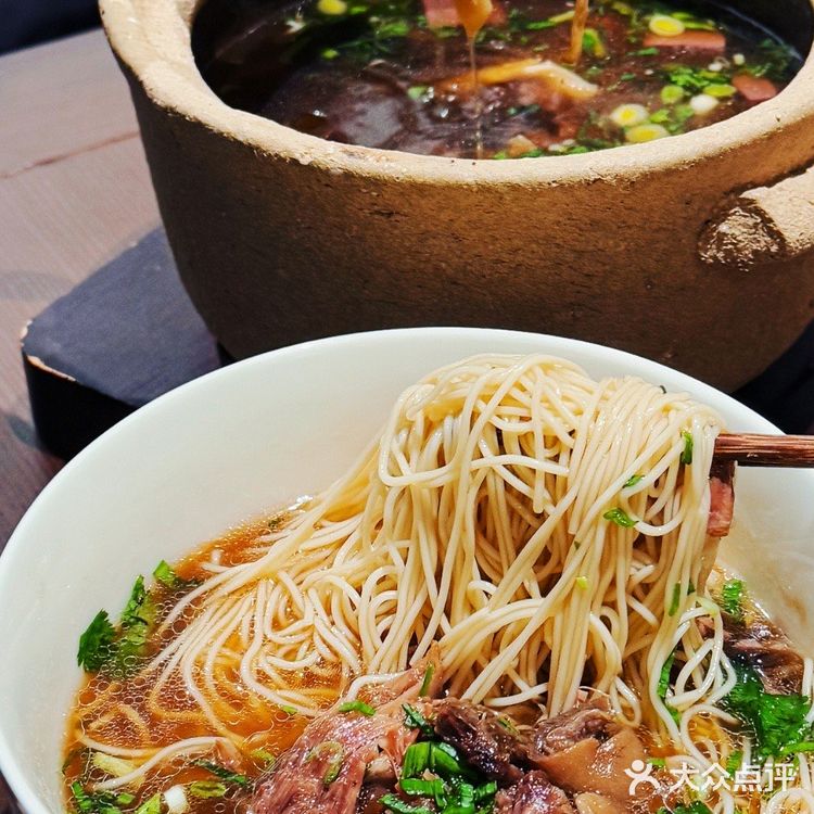 百年老店！俞长盛羊肉面馆，生熟羊肉一网打尽！