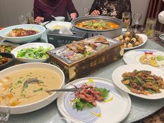 -新天明砂锅鱼头煲