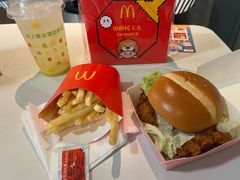 -麦当劳(中山大道中店)