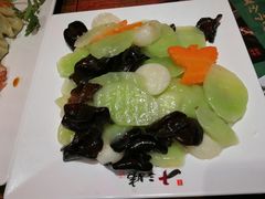 青笋炒马蹄-南拳十三姨·潮汕砂锅粥(世纪金源店)