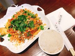 -成都你六姐·牛肉冒菜(城市集市合生汇店)