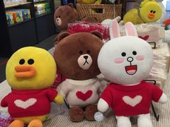 -LINE FRIENDS Garosu-gil Flagship Store