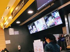 -麦当劳(世界城广场店)