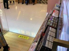 -4inlook美目美佳隐形眼镜店(恒隆广场店)