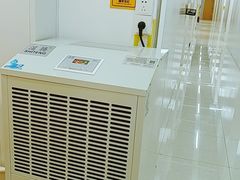 -安东易迷你自助仓储寄存仓库(杨浦店)