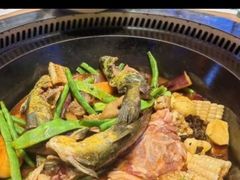 -山河屯铁锅炖·非遗东北菜(南山店)