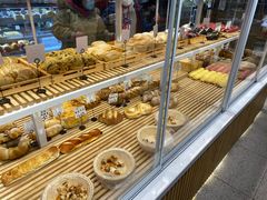 -焙丽拾光(麦凯乐直营店)