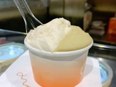 烤松子-Dip in Gelato(富民路店)