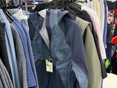 -迪卡侬(高新万达店)