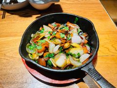 铁盘香煎黑牛肝菌-云海肴·汽锅鸡·云南菜(高德置地店)