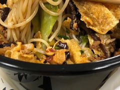 -粉家柳州螺蛳粉(杨宅路店)