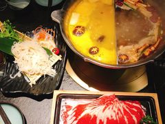 -湊湊火锅·茶憩(新中关购物中心店)