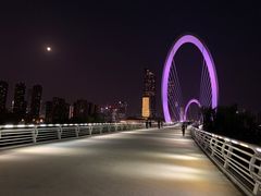 -南京眼步行桥