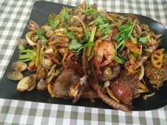 -烁佳海鲜大馅饺子