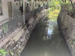 -莲湖山庄