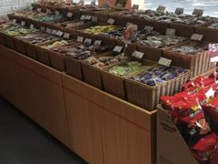 -来伊份(星湖街店)