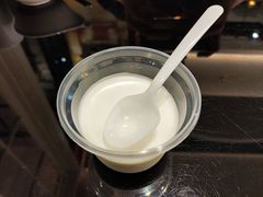 港式酸奶-高第街56号港式餐厅·精选(世茂广场宽厚里大明湖店)