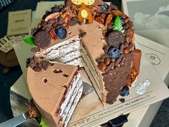 -半勺舒舒生日蛋糕店